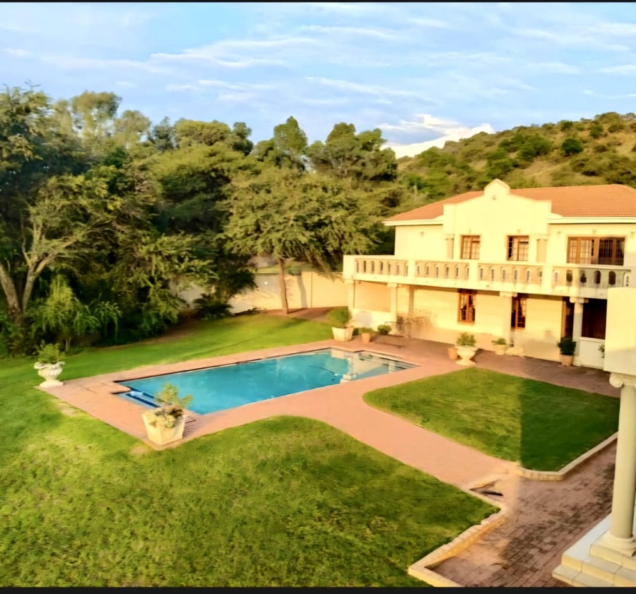 4 Bedroom Property for Sale in Wilkoppies North West